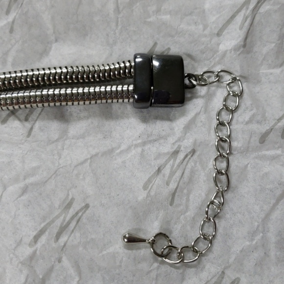 Marciano Statement Necklace - Picture 7 of 8